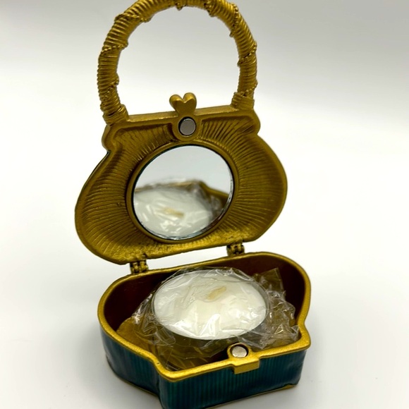 Unique Blue and Gold Handbag-shaped candle & mirror. - Picture 7 of 8